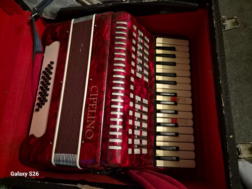 Cipelino small piano accordion - cipelino,