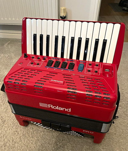 Roland v accordion - rd, v-accordion